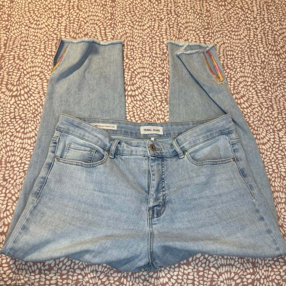 Tribal Jeans Capri 12 • Raw Hem + Color Stitch